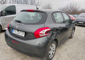 Peugeot 208 I 2014 Peugeot 208 2014r, 1.6 HDi. Uszkodzony lewy przod. Jezdzi 1.6 Diesel 90KM, zdjęcie 3