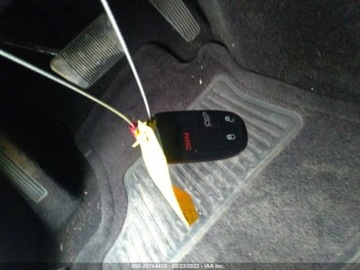 Dodge Challenger III 2017 Dodge Challenger 2017 Dodge Challenger RT Coupe 5.7 Benzyna 372KM, zdjęcie 9