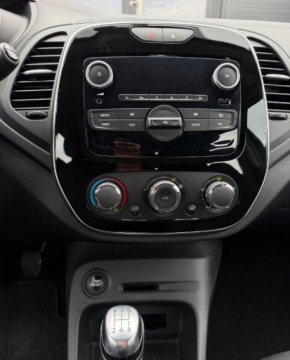 Renault Captur I Crossover Facelifting 0.9 Energy TCe 90KM 2019 Renault Captur 0,9 90 KM Individual Bezwypadkowy Benzyna 90KM, zdjęcie 17