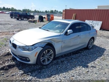 BMW Seria 3 F30-F31-F34 2017 BMW Seria 3 2017 BMW 3 Series 330i Sedan 2.0 Benzyna 248KM, zdjęcie 2