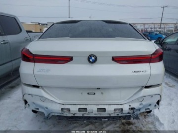 BMW X6 G06 2022 BMW X6 xDrive40i 2022 3.0 Benzyna 335KM, zdjęcie 4