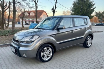 Kia Soul I Crossover 1.6 CRDI VGT 128KM 2011 Kia Soul Kia Soul 1.6 CRDI L 1.6 Diesel 128KM, zdjęcie 14