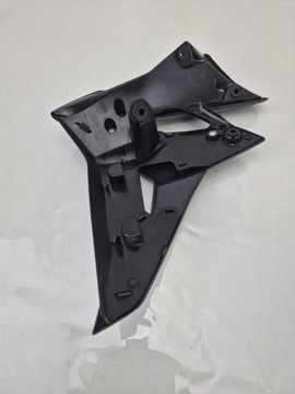 SUZUKI GSR 750 11 - 16 BOK PRAWY OWIEWKA OSŁONA