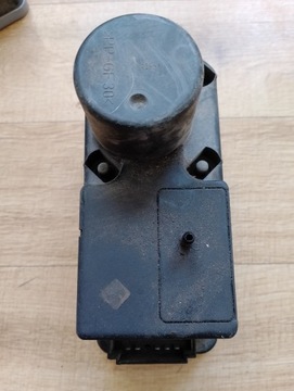 НАСОС ЦЕНТРАЛЬНОГО ЗАМКА VOLKSWAGEN GOLF III 1H0962257