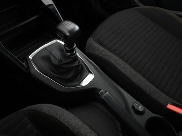 Peugeot 2008 II SUV 1.5 BlueHDi 110KM 2021 Peugeot 2008 navi klima auto czujniki parkowania, zdjęcie 28