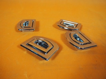 Audi A5 8T Обивка багажника по бокам пола 20км