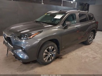 Toyota Highlander III 2023 Toyota Highlander Hybrid Xle, 2023r., 4x4, 2.5L 2.5 Hybryda 186KM, zdjęcie 1