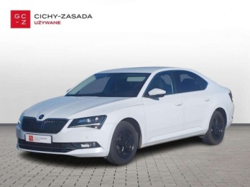 Skoda Superb III Liftback Facelifting 2.0 TDI SCR 150KM 2019 Skoda Superb 2.0 TDI 150KM DSG BiXenonCzujnikiSalonPL 2.0 Diesel 150KM
