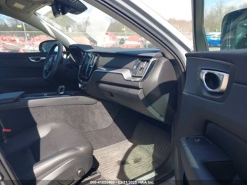 Volvo XC60 II 2024 Volvo XC 60 2024 VOLVO XC60 B5 CORE DARK THEME 2.0 Benzyna 247KM, zdjęcie 10