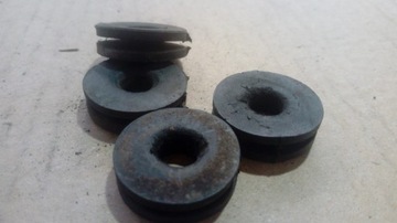 КРЕПЛЕНИЕ РЕЗИНОВЫХ ОБтекателей SUZUKI GSF 400 BADNIT