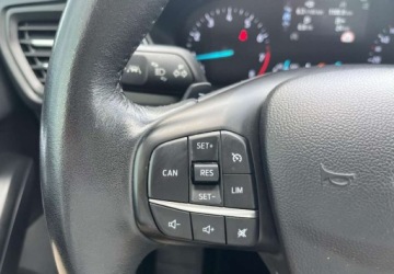 Ford Focus IV Hatchback 1.0 EcoBoost 125KM 2019 Ford Focus Ford Focus 1.0 EcoBoost Titanium Benzyna 125KM, zdjęcie 6