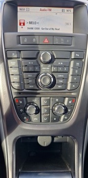 Opel Astra J Sports Tourer 2.0 CDTI ECOTEC 165KM 2012 Opel Astra 2.0 CDTI 165KM LED Automat Xenon Navi Skora 2.0 Diesel 164KM, zdjęcie 16