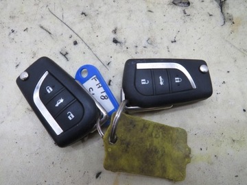 KLÍČEK KLÍČ SPÍNACÍ SKŘÍŇKA AVENSIS T27 T29