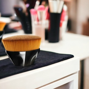 ПЛОТНАЯ МЯГКАЯ ЩЕТКА ДЛЯ ТОНАЛЬНОЙ ЖИДКОСТИ ТВЕРДАЯ ЖИДКАЯ ЩЕТКА