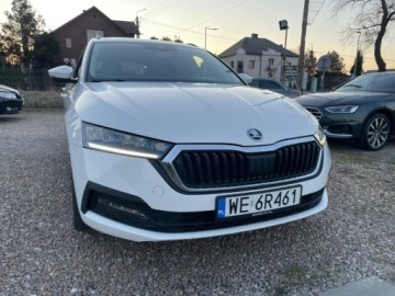 Skoda Octavia IV Kombi 2.0 TDI 150KM 2022 Skoda Octavia 2.0 TDI 150 KM DSG AMBITION BEZWYPADKOWY 2.0 Diesel 150KM, zdjęcie 17