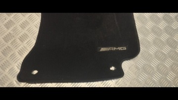 MERCEDES W205 ПЕРЕДНИЕ НАПОЛЬНЫЕ КОВРИКИ ЛЕВЫЙ ПРАВЫЙ AMG