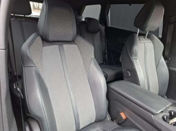 Peugeot 5008 II Crossover Facelifting 1.5 BlueHDi 130KM 2023 Peugeot 5008 Allure Pack 7 osobowy 1 wlasciciel Salon Polska FV 23, zdjęcie 7