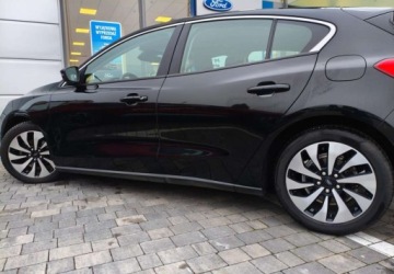 Ford Focus III Sedan Facelifting 1.0 EcoBoost 100KM 2018 Ford Focus Ford Focus 1.0 EcoBoost Titanium Benzyna 100KM, zdjęcie 38