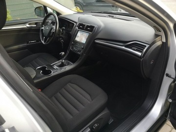 Ford Mondeo V Kombi 2.0 TDCi 150KM 2019 Ford Mondeo 2.0 TDCI 150KM # Klima # Parktronic #, zdjęcie 21
