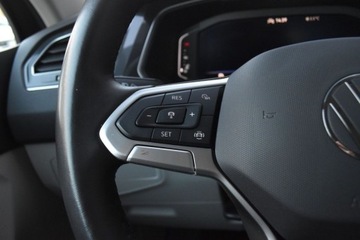 Volkswagen Tiguan II SUV Facelifting 1.5 TSI 150KM 2022 Volkswagen Tiguan SalonPL 1.5TSI 150KM Elegance DSG7IQ Led MatrixACCGwaran, zdjęcie 13