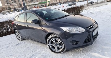 Ford Focus III Sedan Facelifting 1.0 EcoBoost 100KM 2014 Ford Focus Wzorowy Klima - Tempomat - Parkasist - Alufelgi - Zarejestrowa, zdjęcie 2