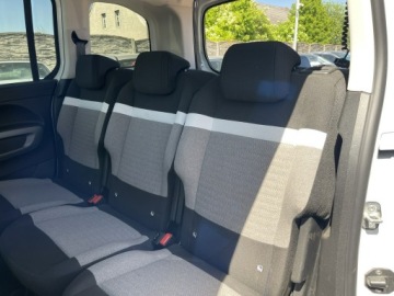 Citroen Berlingo III Osobowy M Facelifting 1.5 BlueHDi 130KM 2024 Citroen Berlingo Automat Kamera Klimatronik Podgrz, zdjęcie 11