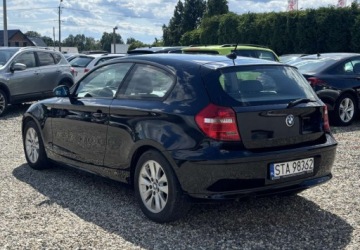 BMW Seria 1 E81/E87 Hatchback 5d E87 2.0 118d 143KM 2008 BMW Seria 1 Wymieniony rozrzad 2.0 Diesel 143KM, zdjęcie 3