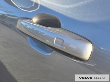 Volvo XC60 II 2023 Volvo XC 60 FV23 Plus Dark B4 B 197+14KM Aut BLIS, zdjęcie 31