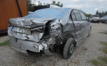 Toyota Corolla XII Sedan 1.6 Valvematic Dual VVT-i 132KM 2019 Toyota Corolla XII 2019r, Salonowa,1.6 LPG, Uszkodzony prawy tyl, Jezdzi., zdjęcie 3