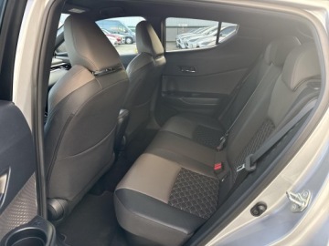 Toyota C-HR I Crossover Facelifting 1.8 Hybrid 122KM 2023 Toyota C-HR 1.8 Hybrid Executive 1.8 Hybrid Execut, zdjęcie 11