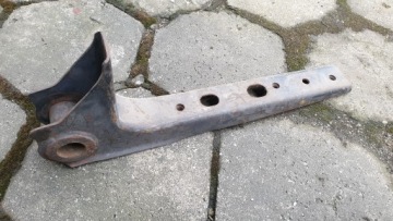 ATEGO ŁAPA WYWROTU PODSTAWA MOCOWANIE KABINY PR