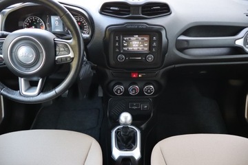 Jeep Renegade SUV 1.6 E-TorQ 110KM 2016 Jeep Renegade 1.6 E-torQ, Salon Polska, zdjęcie 11