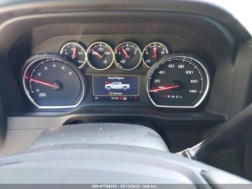 Chevrolet Silverado II 2021 Chevrolet Silverado Short Bed Lt Trail Boss, 2021r., 4x4, 5.3L 5.3 Benzyna, zdjęcie 7