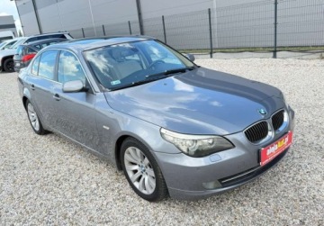 BMW Seria 5 E60 Touring 520 i 170KM 2009 BMW Seria 5 BMW E60 2.0 Benz 170 KM Nowy silnik 2009 Warszawa 2.0 170KM, zdjęcie 1