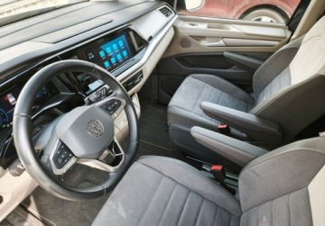 Volkswagen Multivan T7 Van L1 2.0 TDI 150KM 2024 Volkswagen Multivan L2, polskory 7 osobowy, ACC, LED Matrix, Kamera, 1 wl, zdjęcie 37