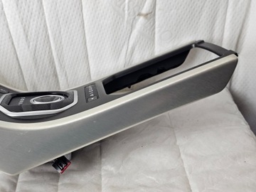 DEKOR TUNEL PANEL SRODKOWY STEROWNIA PRZELACZNIK KONSOLI RANGE ROVER EVOQUE