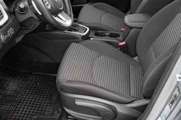 Kia Ceed III Kombi Facelifting 1.5 T-GDI 160KM 2023 Kia Cee'd WND7536C#1.5 T-GDI M DCT 2 stref klima, zdjęcie 9