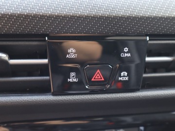 Volkswagen Golf VIII Variant 1.5 eTSI 150KM 2023 VW Golf 1.5 eTSI, Salon Polska, 1. Właściciel, zdjęcie 19