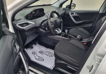 Peugeot 2008 I SUV Facelifting 1.2 PureTech 110KM 2017 Peugeot 2008 Lift SLICZNY 1.2 Benzyna 110KM Bogata Wersja ORYGINAL Zadbany, zdjęcie 7