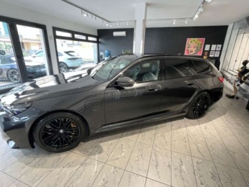BMW Seria 5 G90-91 2025 BMW Seria 5 Touring M5 Combi 4.4 (727KM) 2025, zdjęcie 3