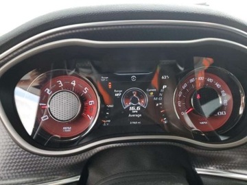 Dodge Challenger III 2018 Dodge Challenger 2018, 6.2L, SRT HELLCAT, porysowany lakier 6.2 Benzyna, zdjęcie 9