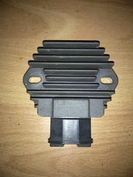 Honda CBR 125 JC50 12r regulator napięcia oryginał