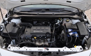 Opel Astra J Sports Tourer 1.4 Twinport ECOTEC 100KM 2012 Opel Astra 150 JAHRE Benzyna Tempomat Cz. parkowania Klimatyzacja 1.4 100KM, zdjęcie 27