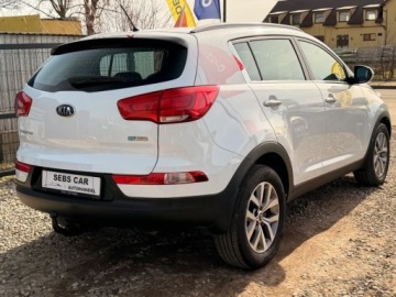 Kia Sportage III SUV Facelifting 1.7 CRDi 115KM 2015 Kia Sportage Biala perla Swietny stan Grzana kierownica 1.7 Diesel, zdjęcie 2
