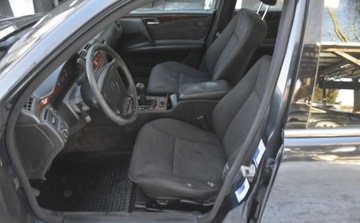 Mercedes Klasa E W210 1998 Mercedes-Benz Klasa E Mercedes-Benz Klasa E 250 TD Elegance 2.5 Diesel, zdjęcie 15