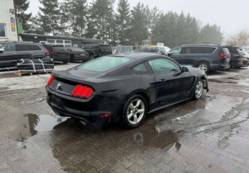 Ford Mustang VI Convertible 3.7 V6 304KM 2016 Ford Mustang 2016 Ford Mustang 3.7L - w POLSCE po oplatach i akcyzie FV, zdjęcie 4