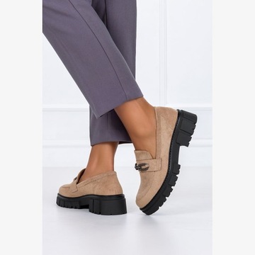 ТУФЛИ ЖЕНСКИЕ НА ПЛАТФОРМЕ С ДЕКОРАТИВНОЙ ПРЯЖКОЙ, БЕЖЕВЫЕ, НОВЫЕ, размер 39