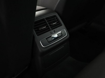 Audi A4 B9 Avant 2.0 TDI 190KM 2016 Audi A4 Avant Automat Navi Czujniki parkowania, zdjęcie 33