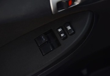 Toyota Corolla X Sedan Facelifting 1.4 D-4D 90KM 2013 Toyota Corolla Polski salon_1.4 D_90KM _ klimatyzacja _ podgrzewane fotele, zdjęcie 12