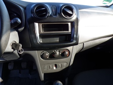 Dacia Sandero II Hatchback 5d Facelifting 1.0 SCe 73KM 2018 DACIA SANDERO 1.2 BENZ, zdjęcie 16